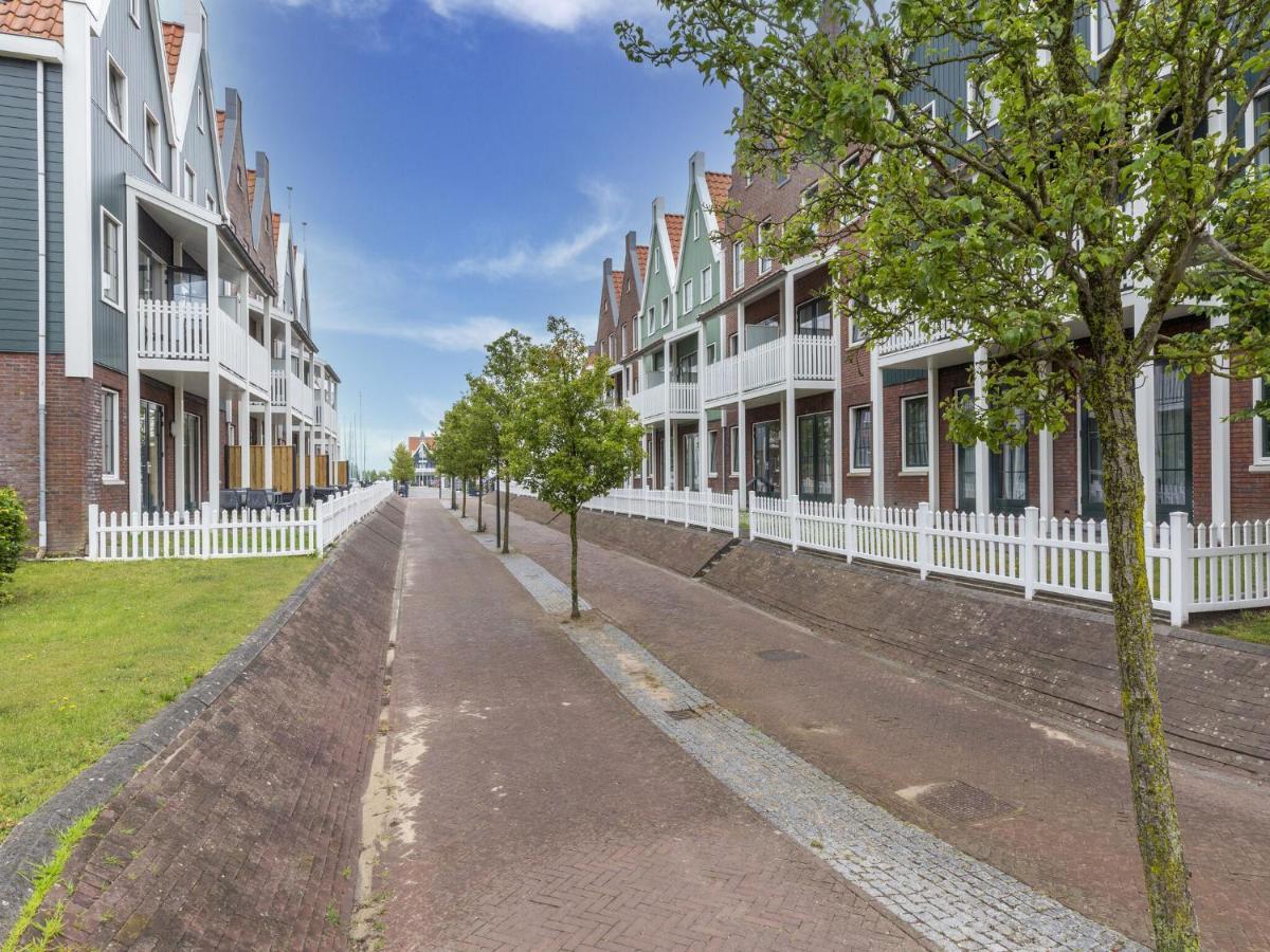 Hotel Luxury Houseboat In Volendam Marina Extérieur photo