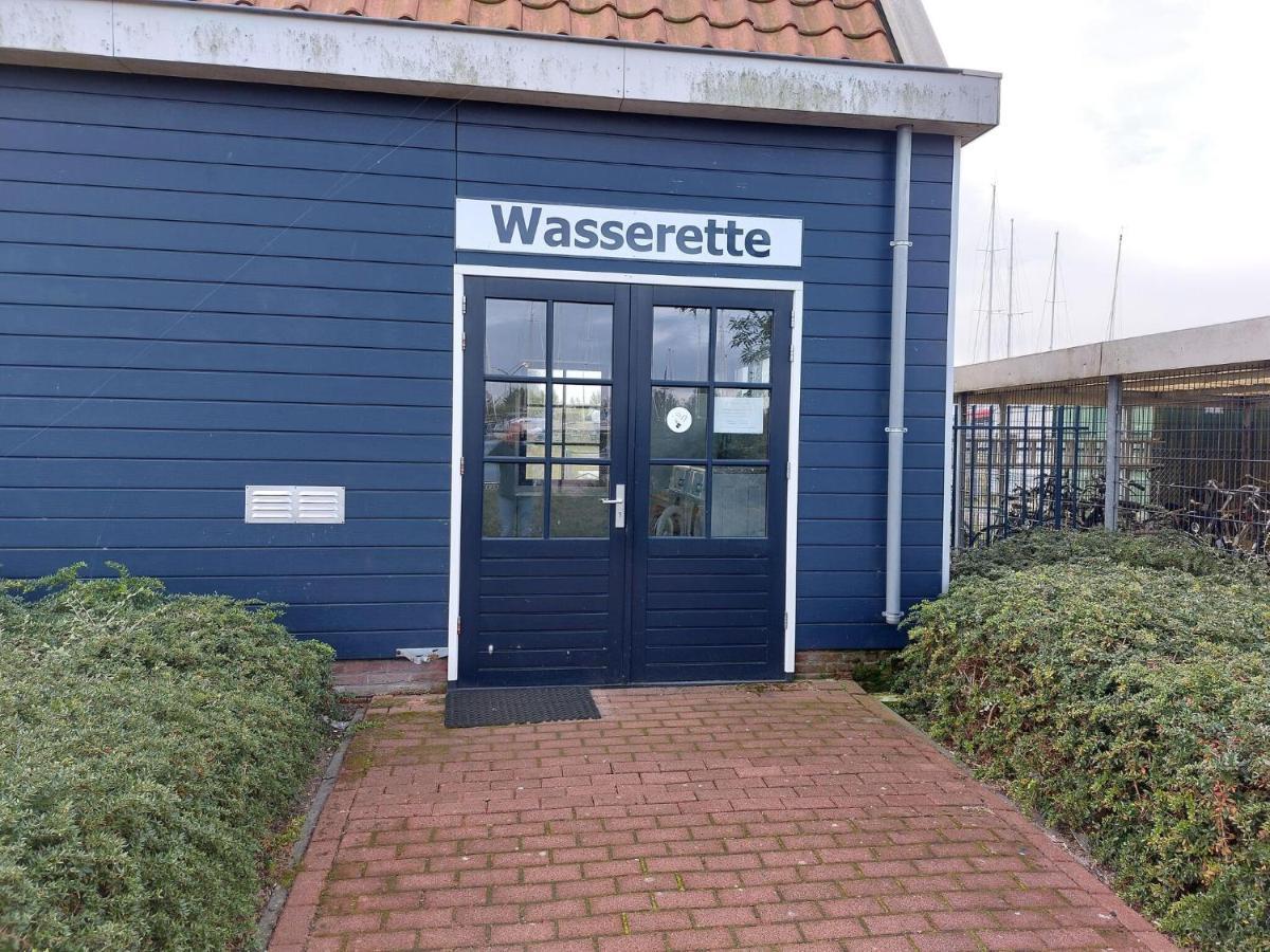 Hotel Luxury Houseboat In Volendam Marina Extérieur photo